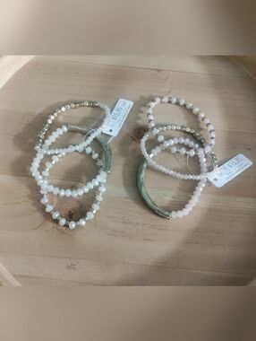 NWT  6 What's Hot Beaded Bracelets